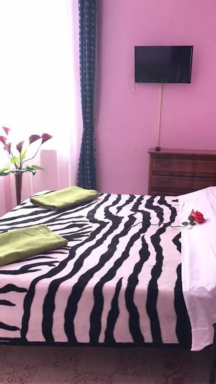 Vandrerhjem Guest House Ave Popolo Rom